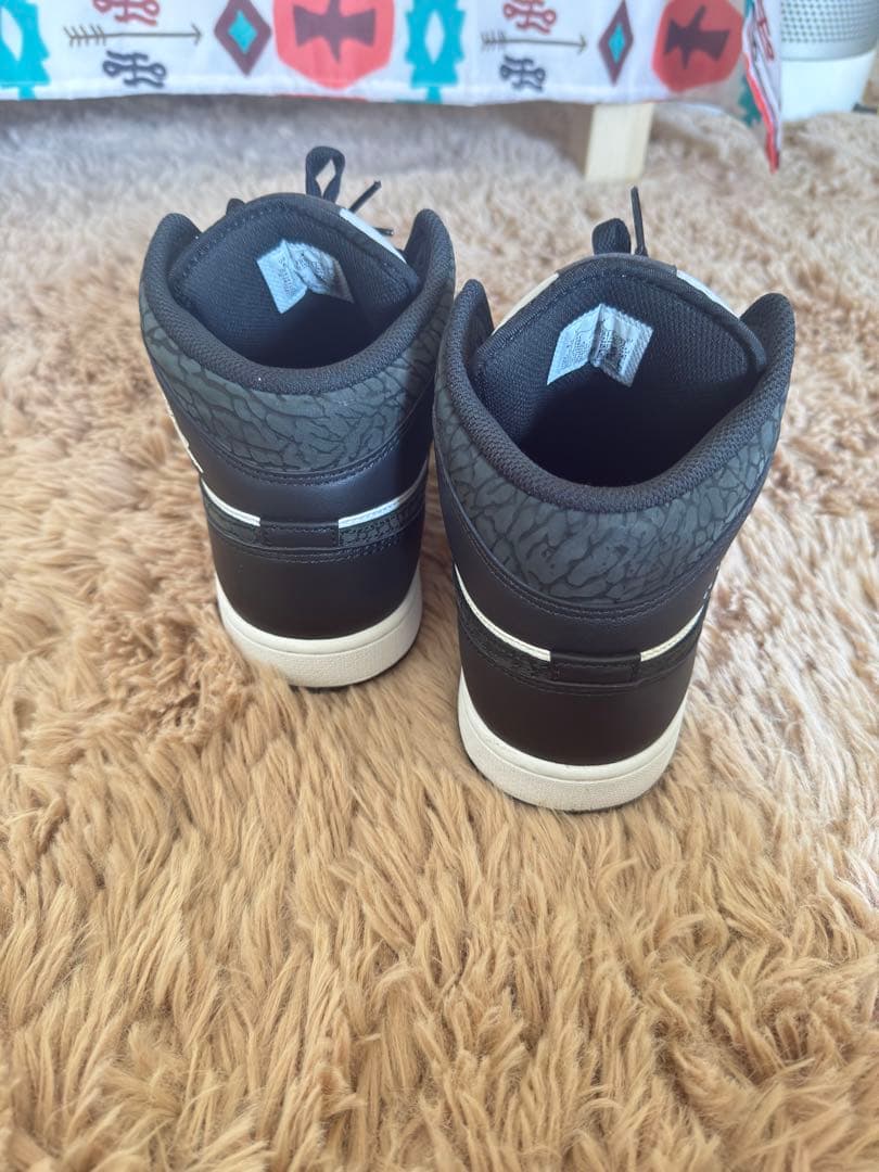 シューズ(女性用) AIR JORDAN 1 MID SE 26cm