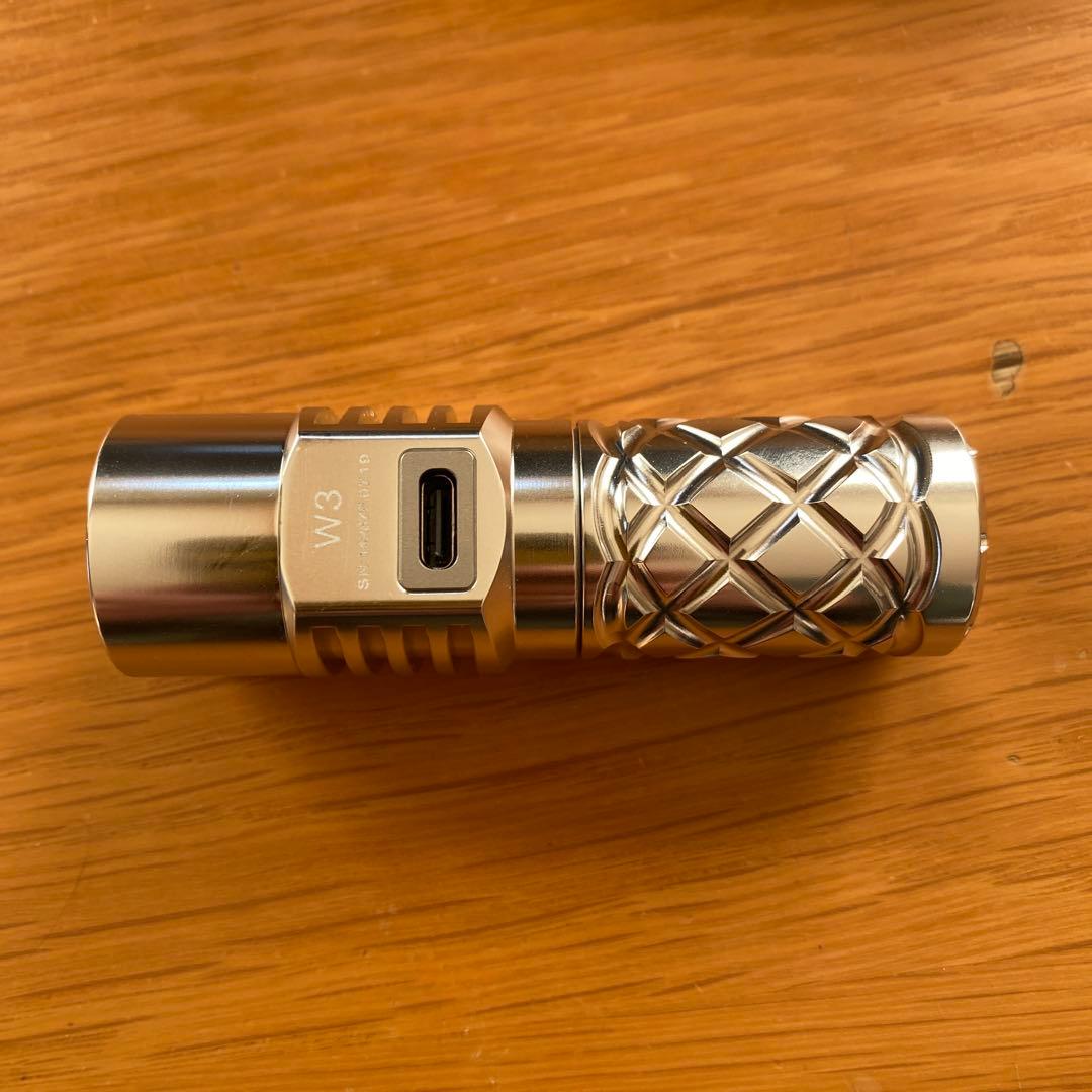 新品 LUMINTOP W3 LEP COB 距離700m フラッシュライト