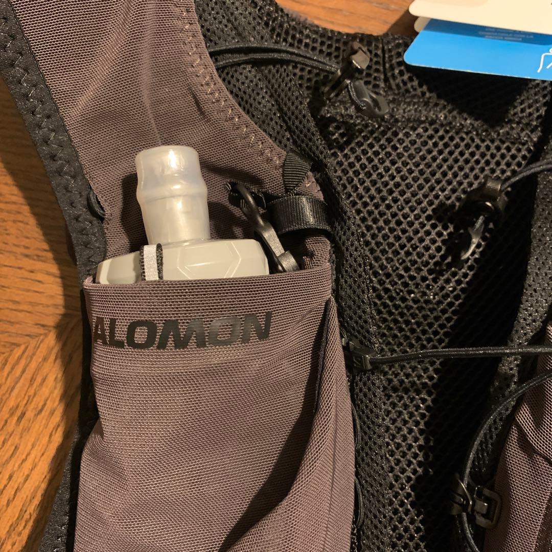 SALOMON ランニングベスト ボトルポケット付き