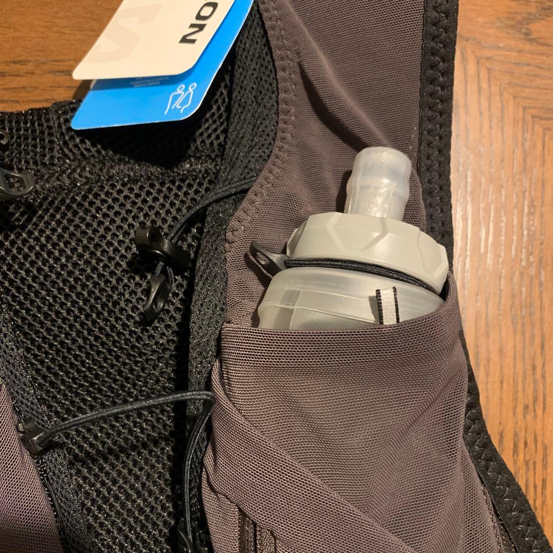 SALOMON ランニングベスト ボトルポケット付き