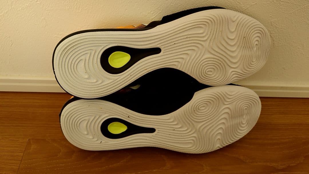 m*s様 Nike フットサルシューズ ブラック/オレンジ