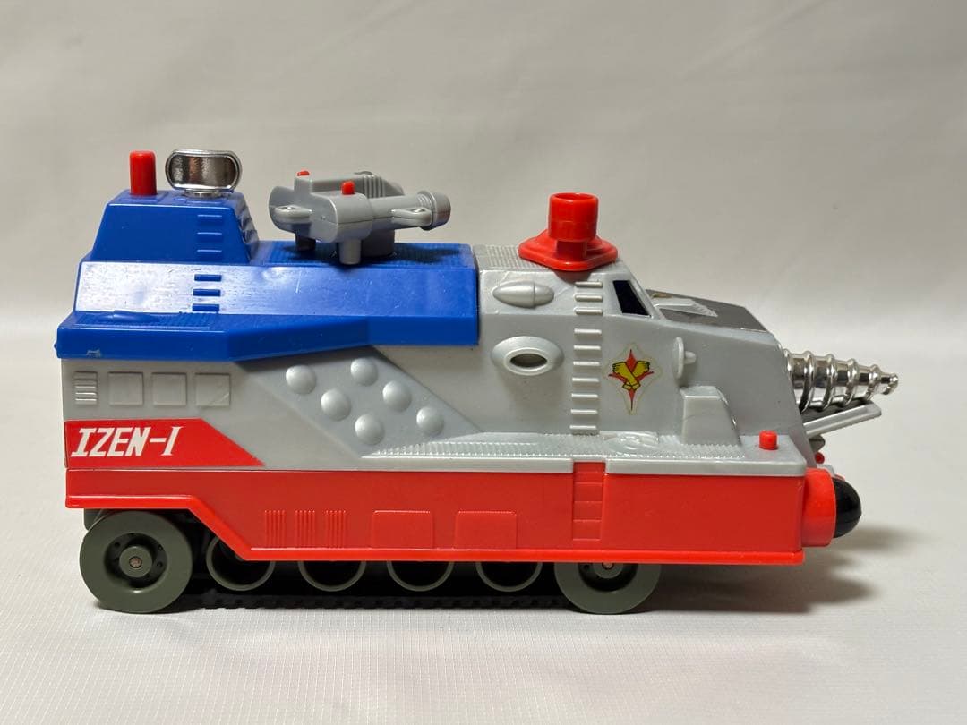 希少 トミー恐竜大戦争アイゼンボーグ アイゼン1号2号合体セット
