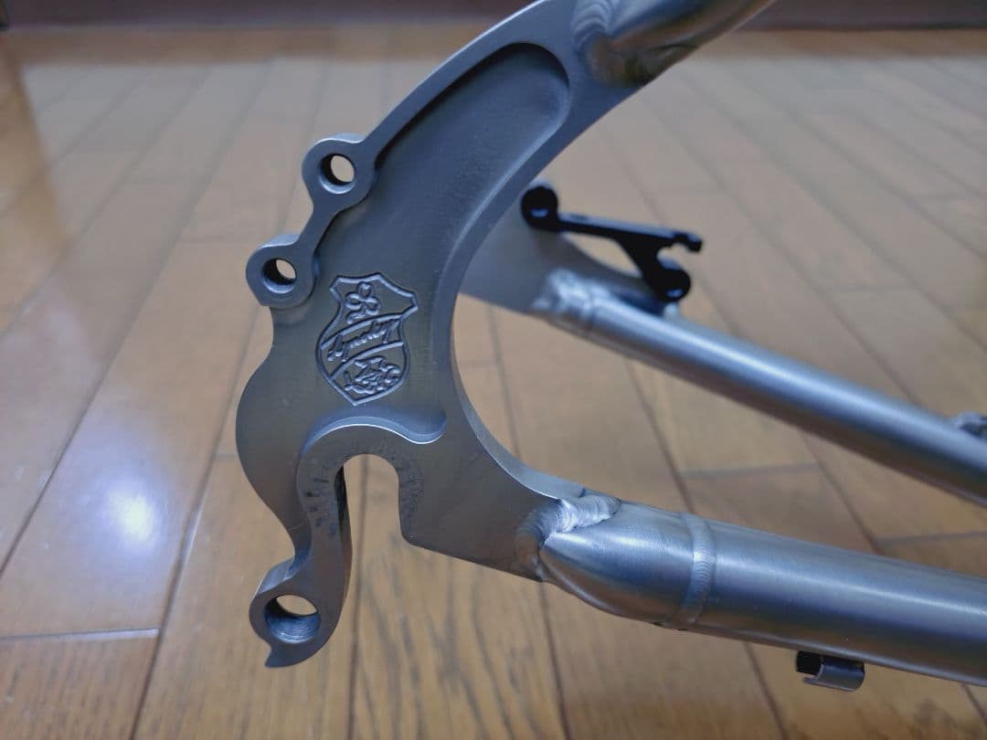 LYNSKEY Sportive Disc チタンロードフレーム ホイールセット