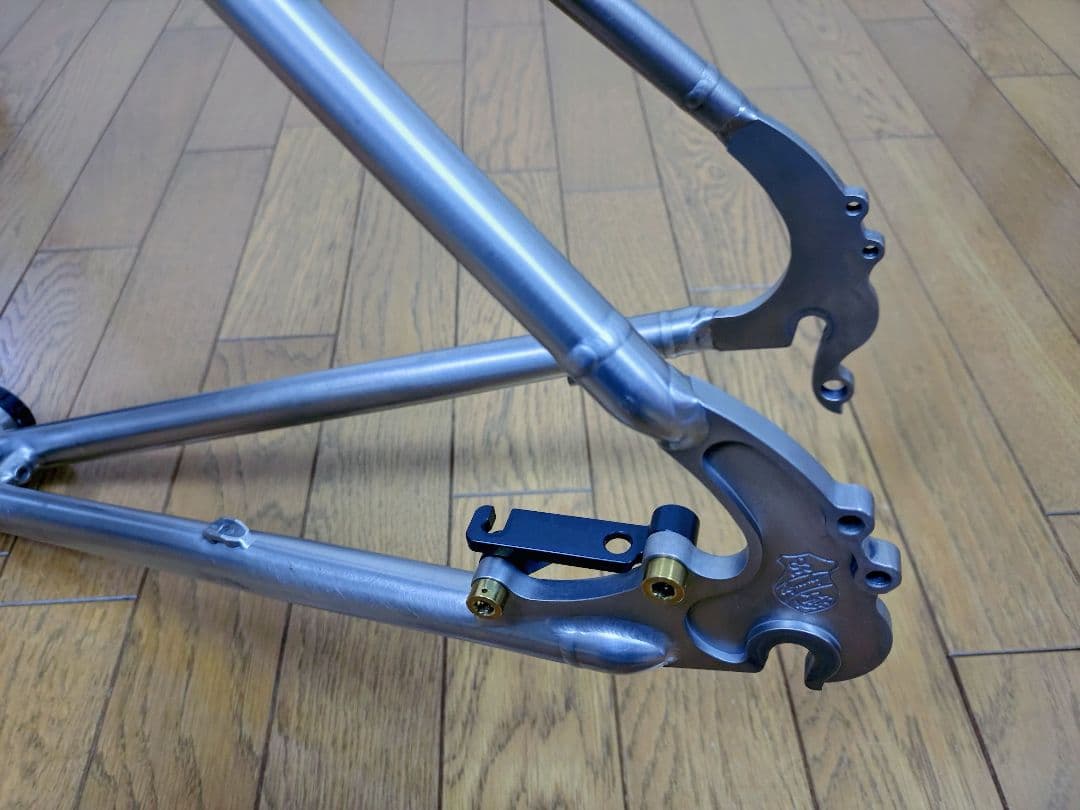 LYNSKEY Sportive Disc チタンロードフレーム ホイールセット