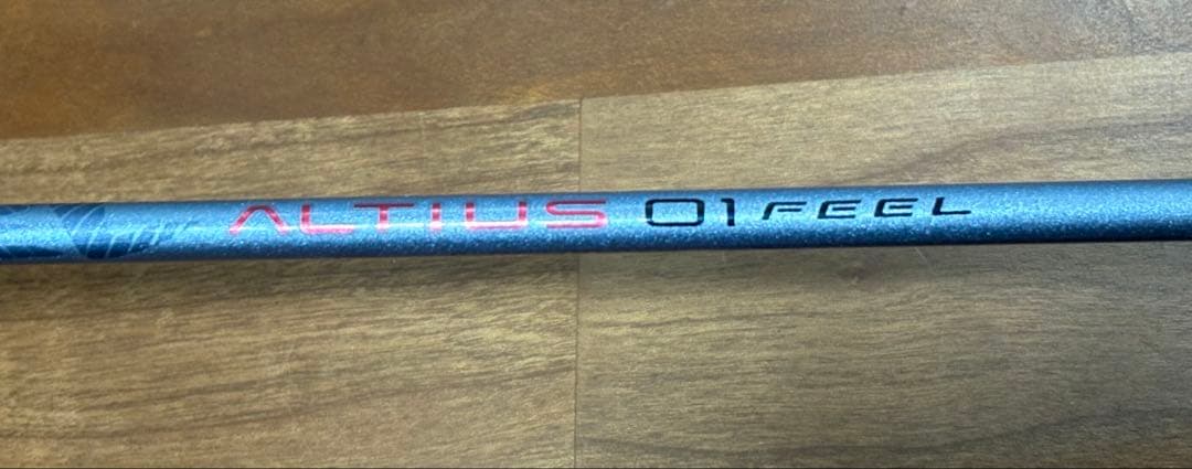 【美品】Mizuno ALTIUS 01 FEEL SPE バドミントンラケット