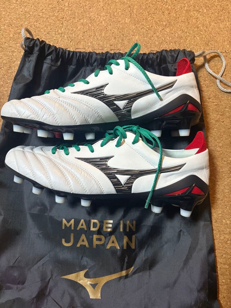 美品！　ミズノ モレリア NEO IV JAPAN サッカー　スパイク