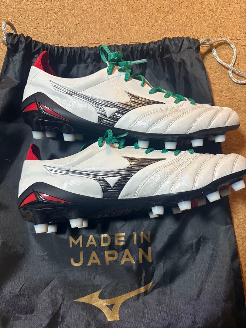 美品！　ミズノ モレリア NEO IV JAPAN サッカー　スパイク