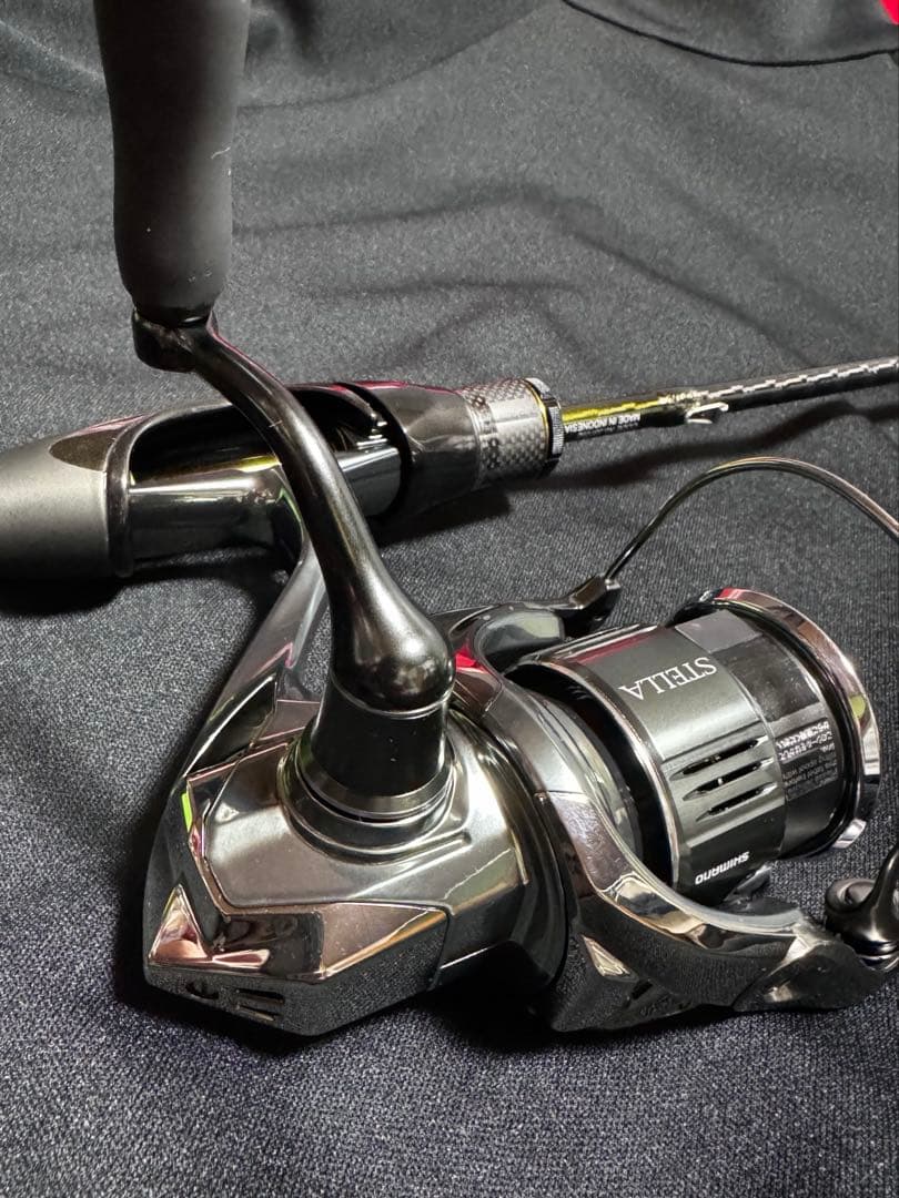 SHIMANO STELLA スピニングリール C2000S