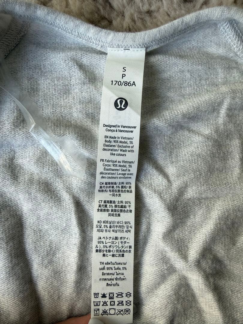 lululemon ルルレモン BeCalm シュラグ　羽織り　カーディガン　S