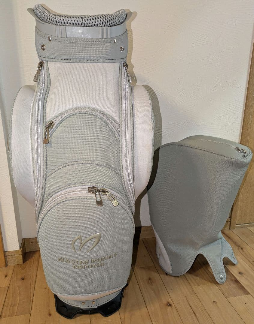 Master Bunny Edition キャディバッグ ９型【希少・美品】