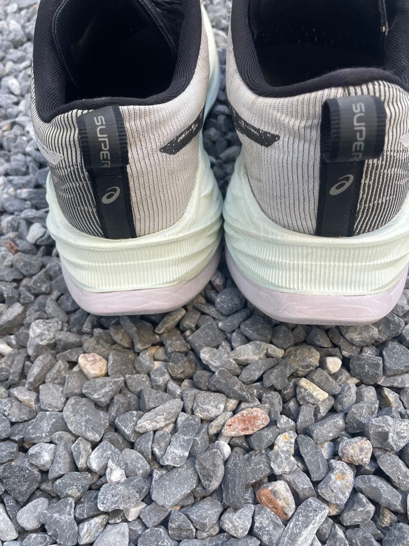 asics スーパーブラスト 26.5