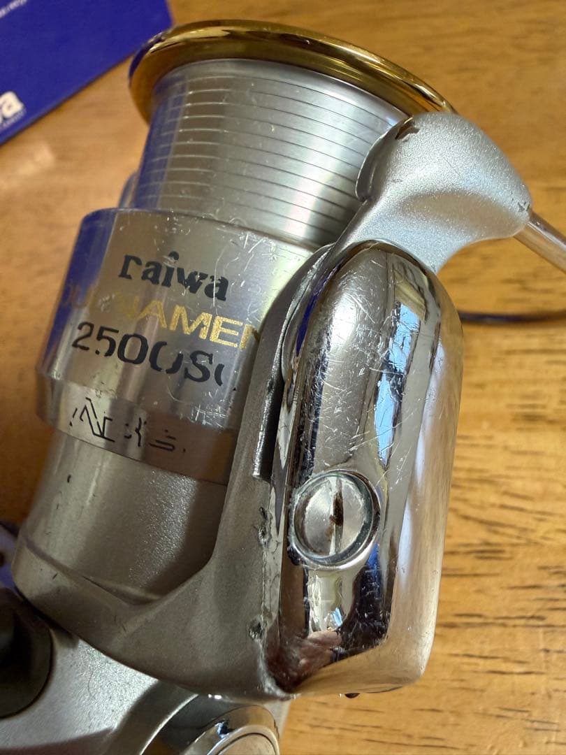 ジャンク　Daiwa Tournament-X 2500SC スピニングリール