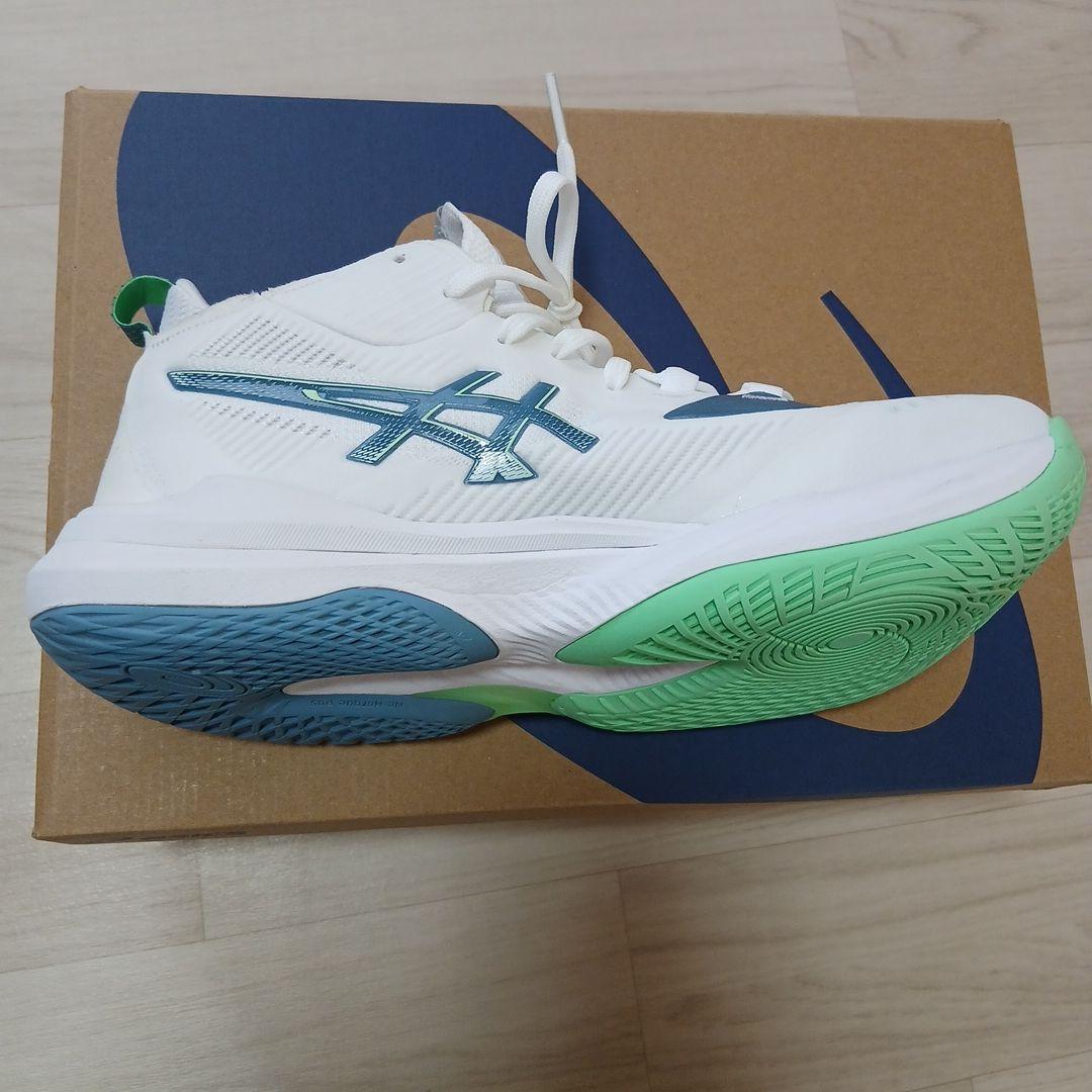 最新モデル asics メタライズ2　バレーボールシューズ 　27cm