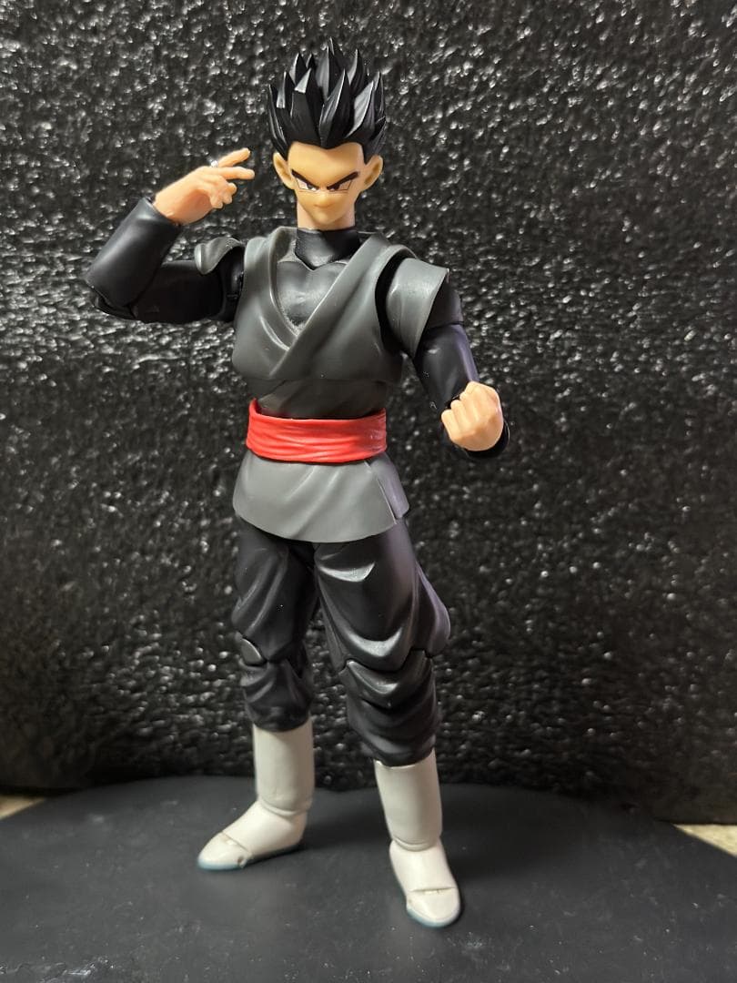 s.h.figuarts ゴハンブラック 改造4セット ポタラｘ1個付き