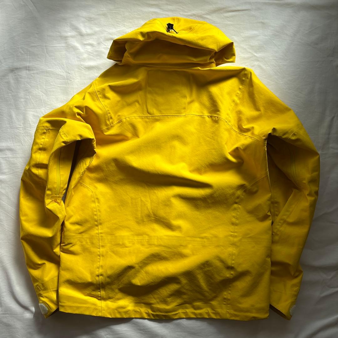 【今季最終お値下げ】AK 457 GORE-TEX Pro Shell イエロー
