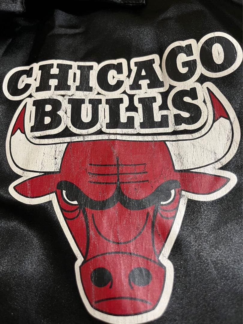 NBA BULLS アウター　Lサイズ　裏起毛
