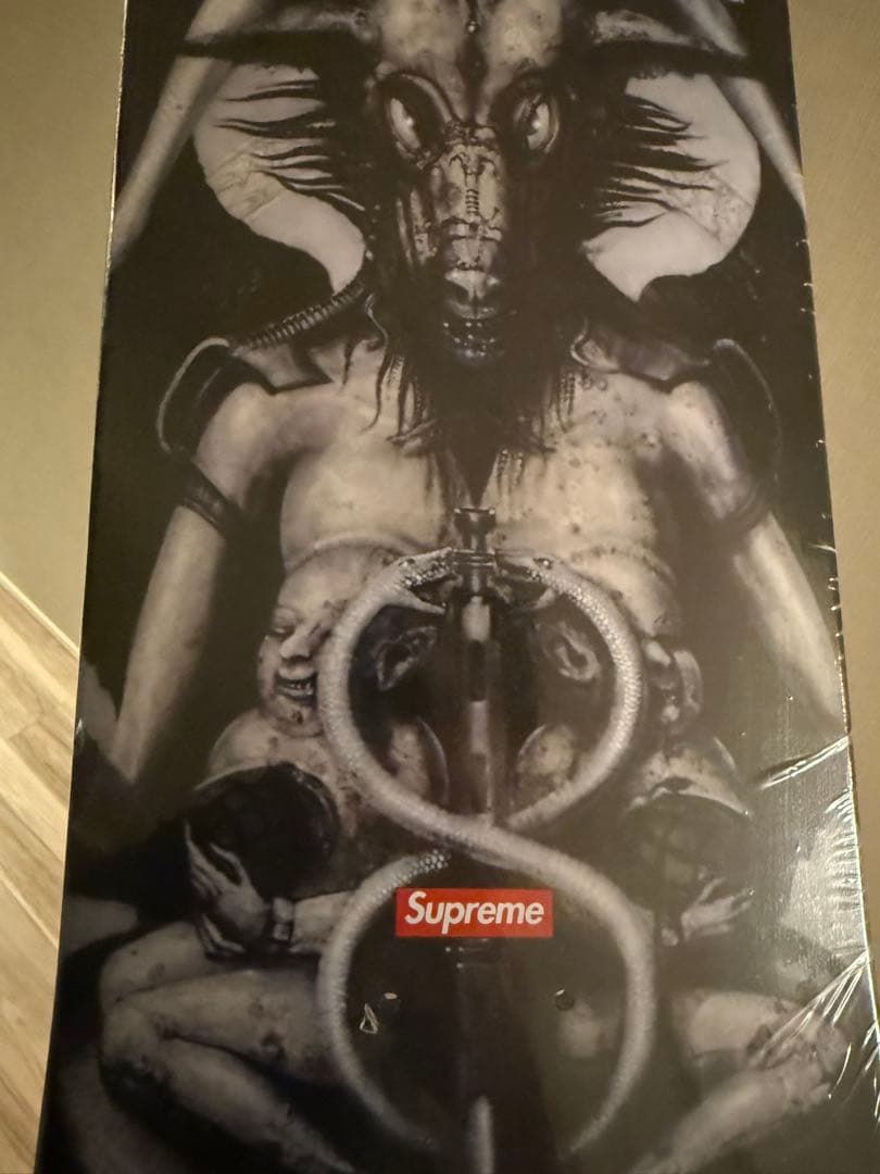 supreme デッキ HR Giger HRギーガー エイリアン　ALIEN