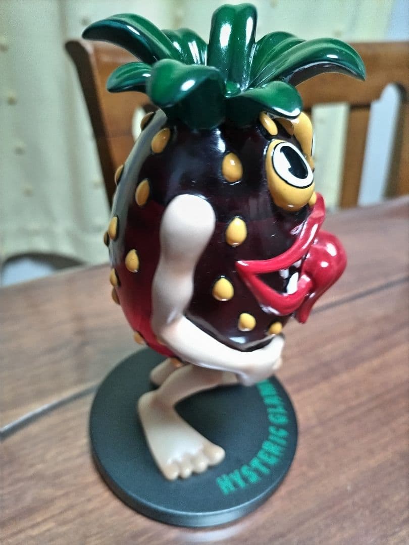 ストロベリーモンスター