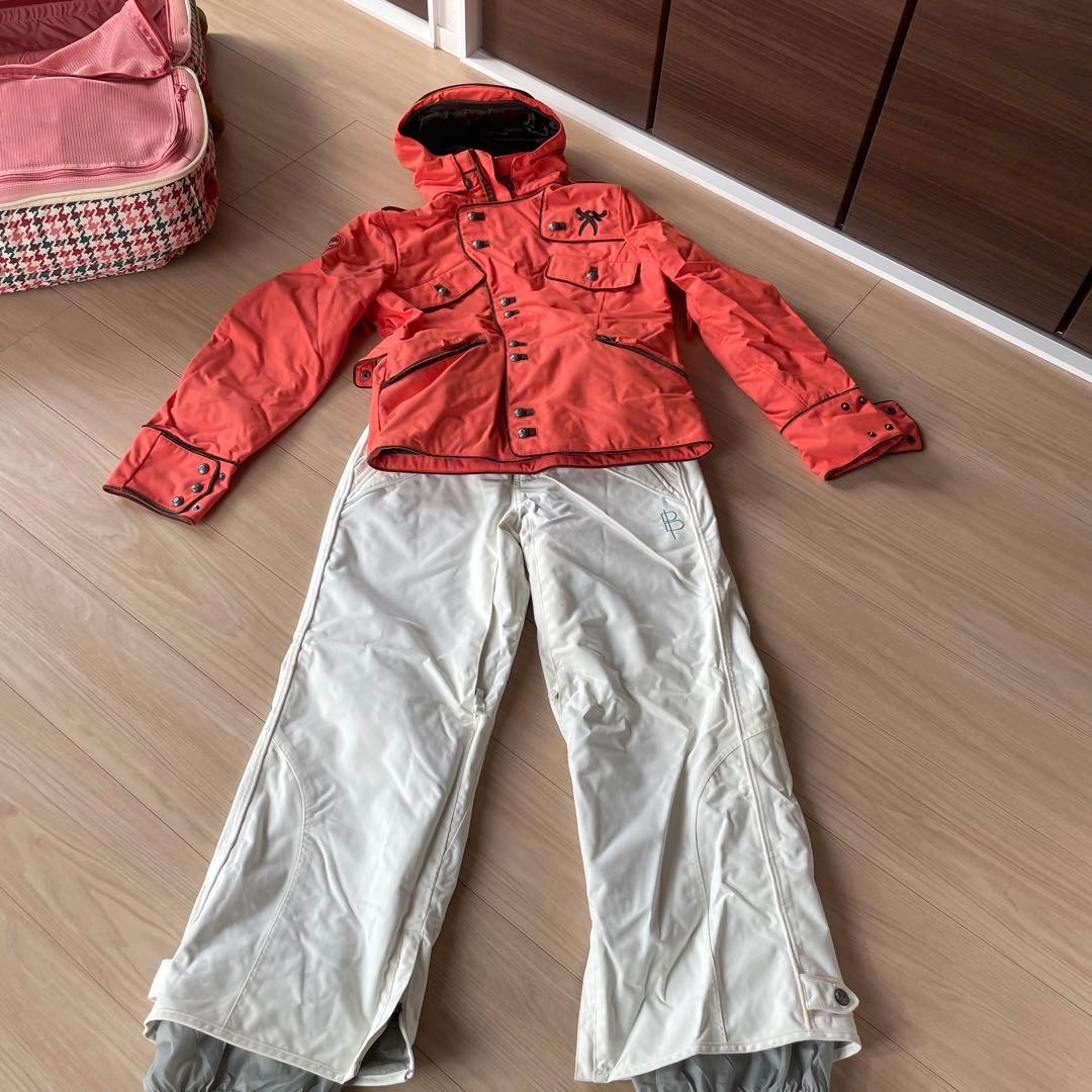 BURTONブーツ　ウェア上下　バッグ1式