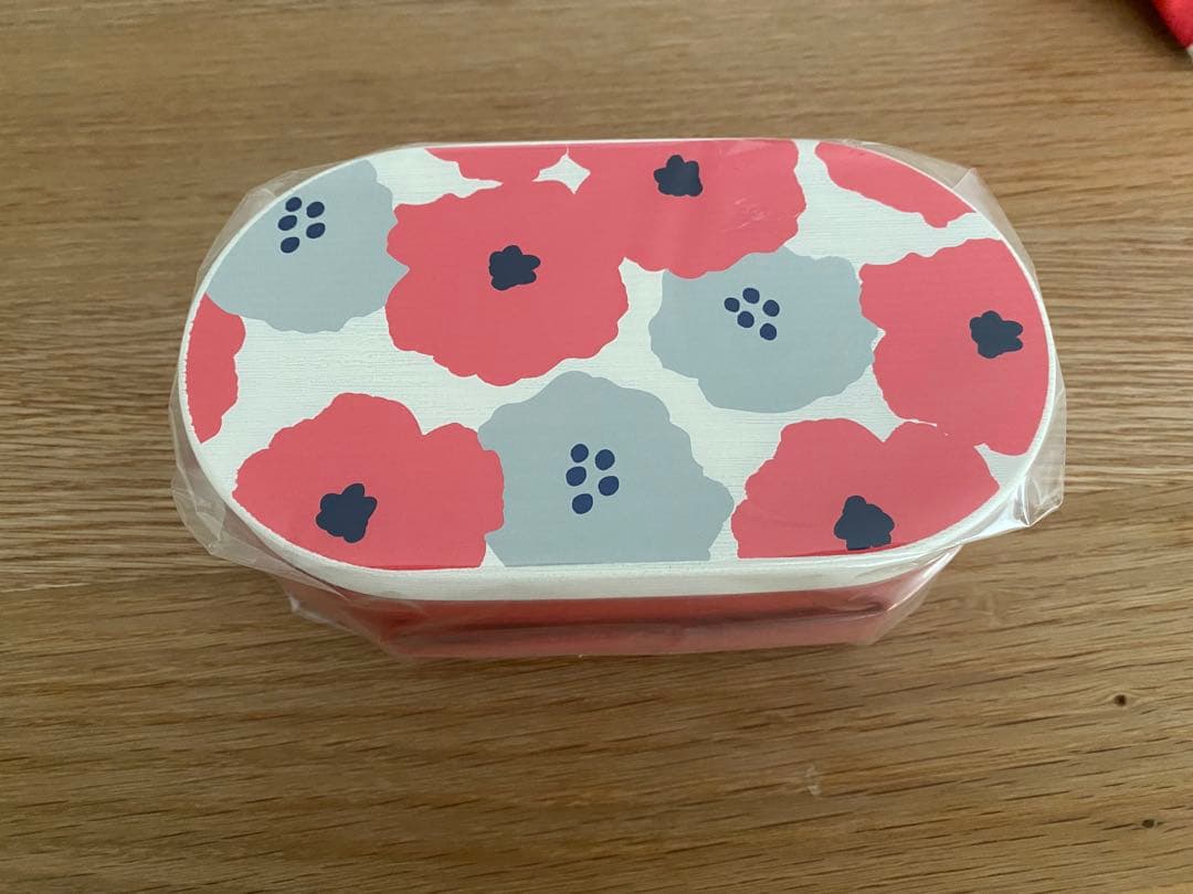 新品　ランチボックス　弁当箱