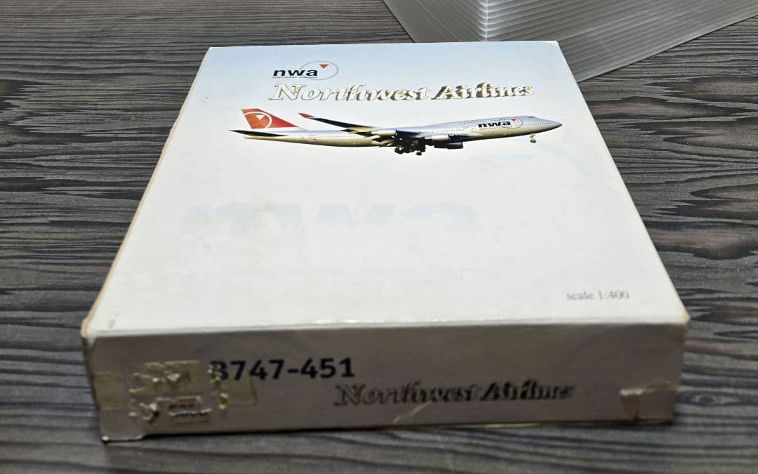 Navigator　1/400　B747-451　nwaノースウエスト　ジャンク