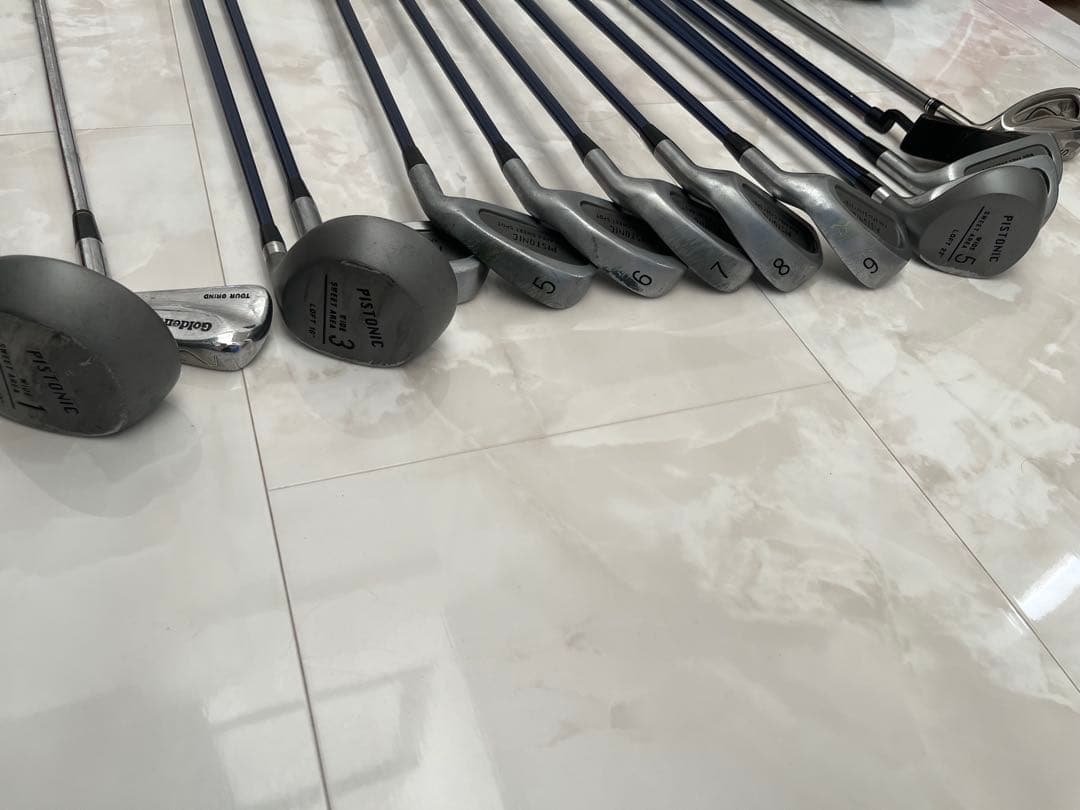 Pistonic Exsilt Graphite 5000 ゴルフクラブセット