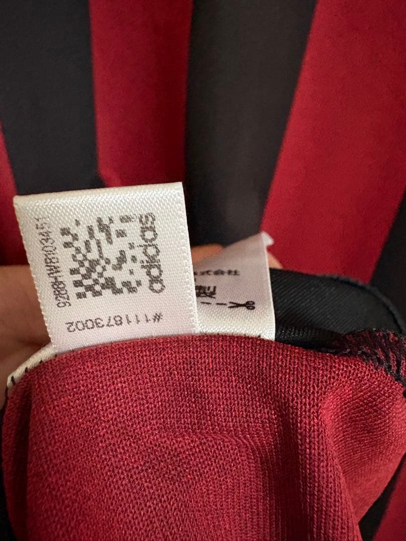 AC Milan 赤黒ストライプシャツ