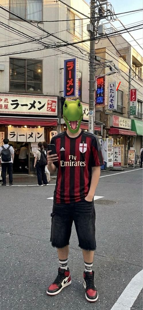 AC Milan 赤黒ストライプシャツ