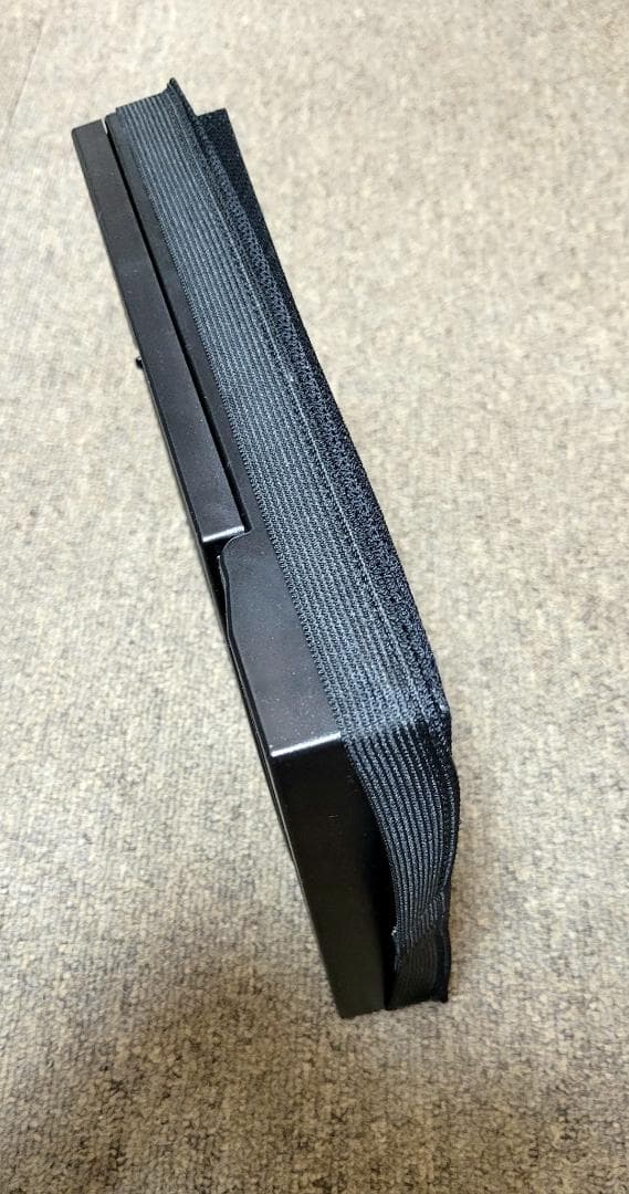 モデルガンおよび付属品