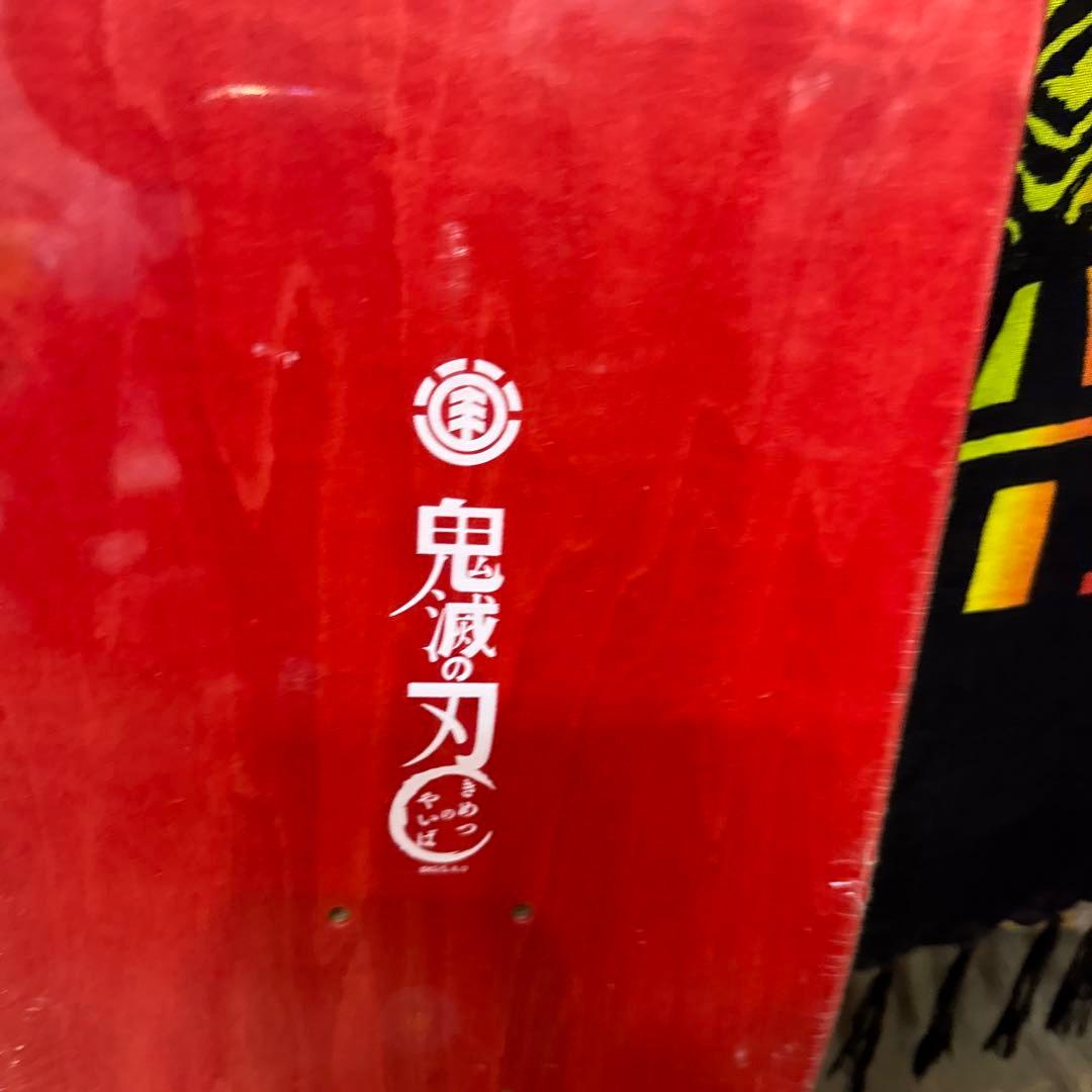 ELEMENT 鬼滅の刃 炭治郎 スケボーデッキ8×31.75㌅