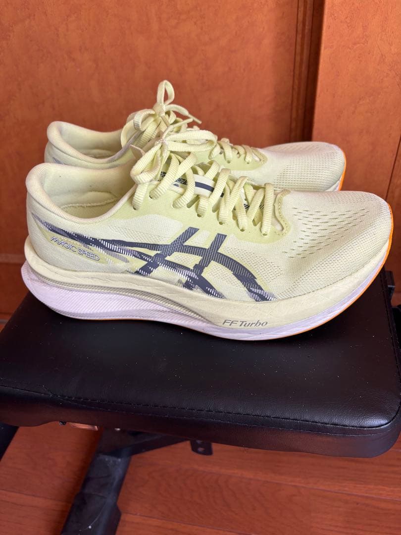 ASICS マジックスピード4 27センチ