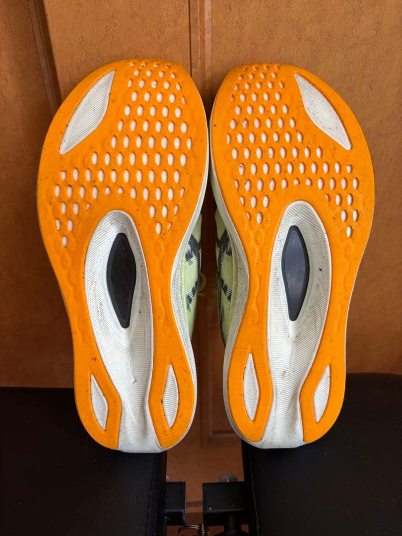 ASICS マジックスピード4 27センチ