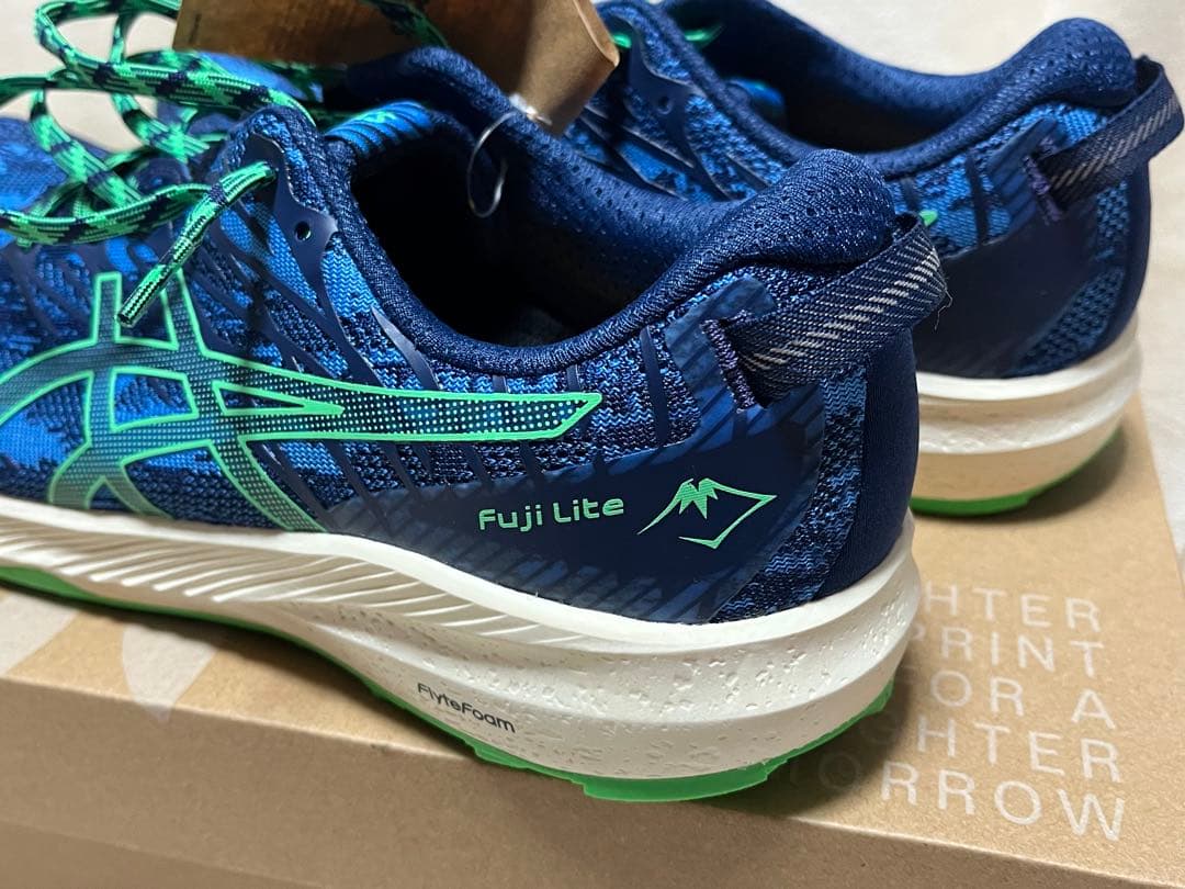 ASICS アシックスFuji Lite3 サイズ27.5cm 新品タグ付き