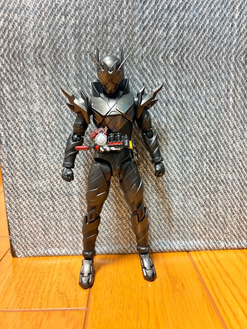 最終値下げ S.H.Figuarts 仮面ライダーメタルビルド