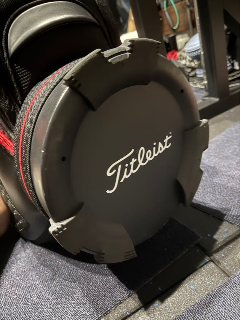 タイトリスト　TB20SF4 ジェットブラック　ミッドサイズキャディバッグ