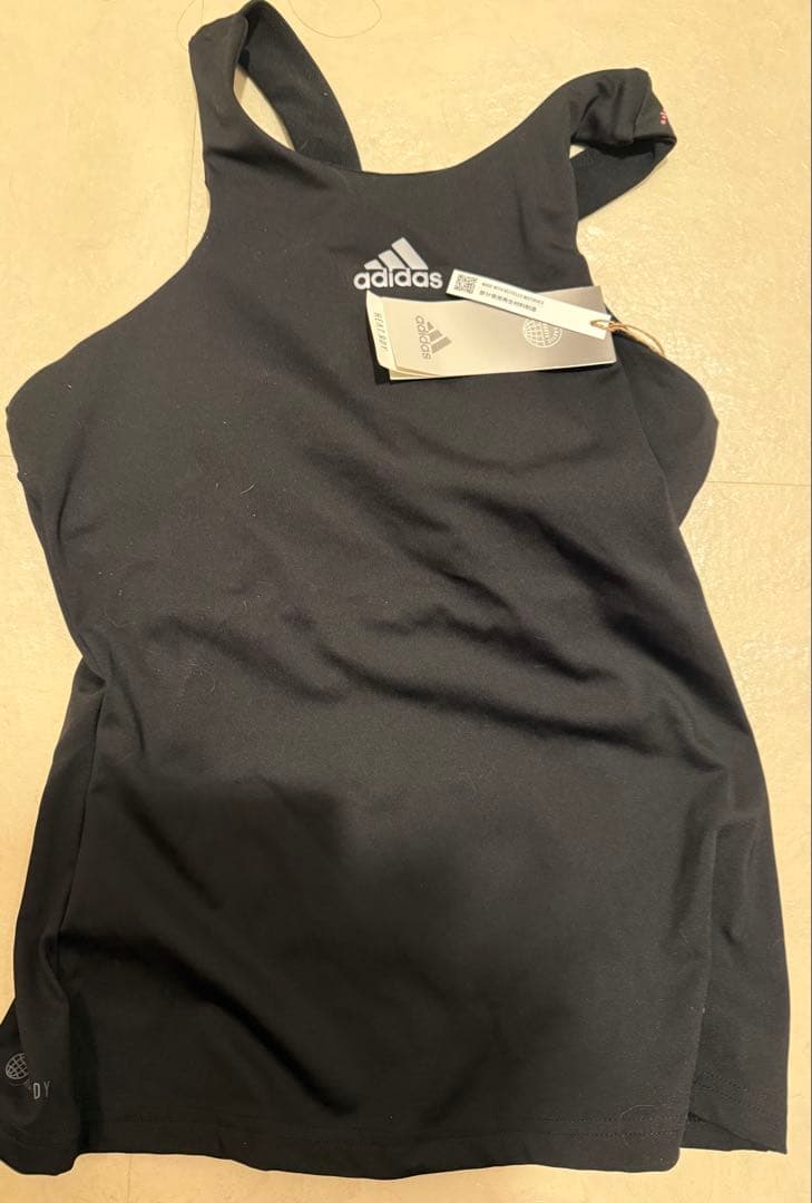 adidas テニストップススコート　セットアップ
