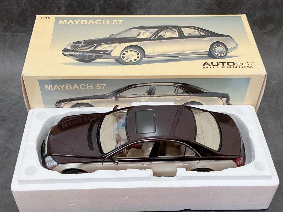 ミニカー AUTOart Mercedes Maybach 57 1/18