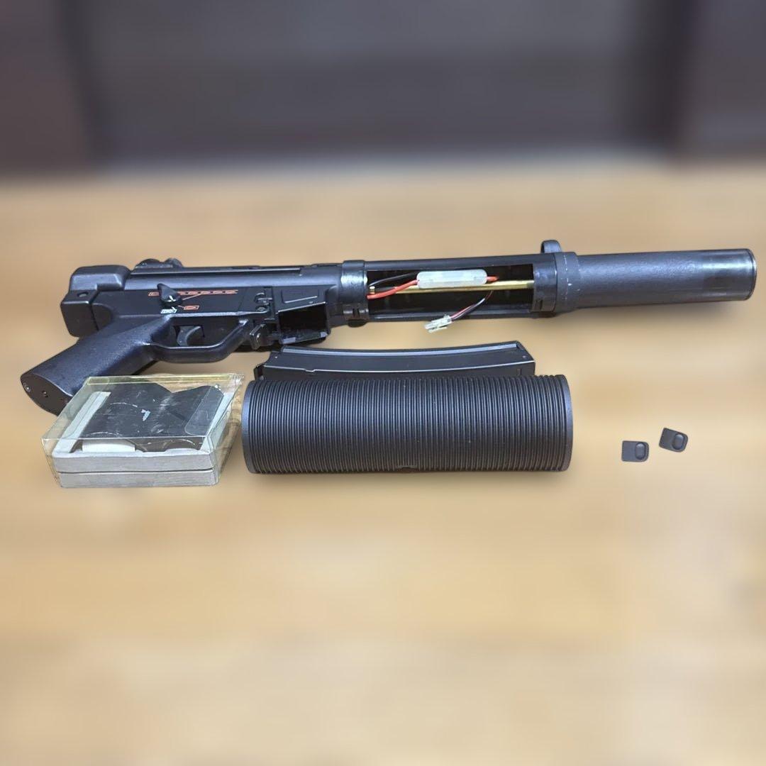 マルイ　電動ガン　MP5 SD4