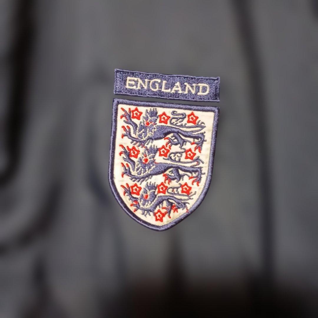 Umbro イングランド代表 ウィンドブレーカー　M表記ですがLサイズ相当