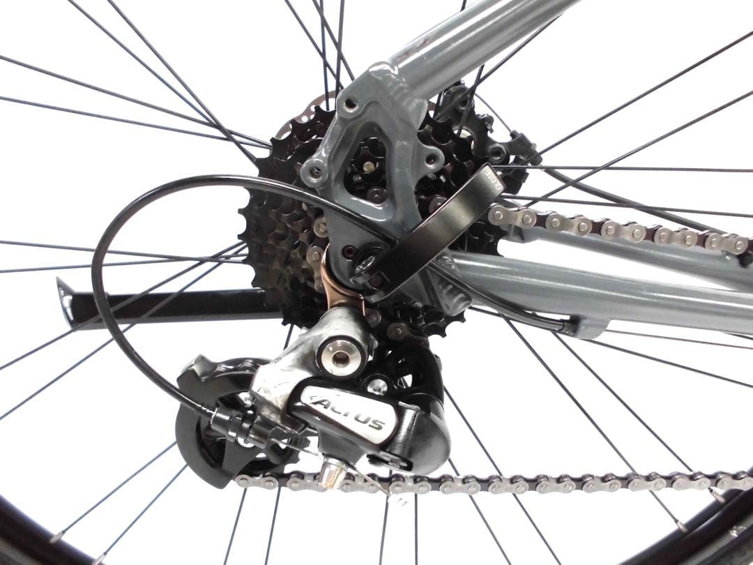 送料無料メリダ MERIDA ディスク クロスバイク 超軽量12.8キロ 24速