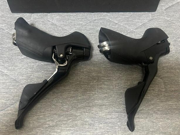 Shimano R7000 105 ST-R7000 左右レバー　11速　機械式
