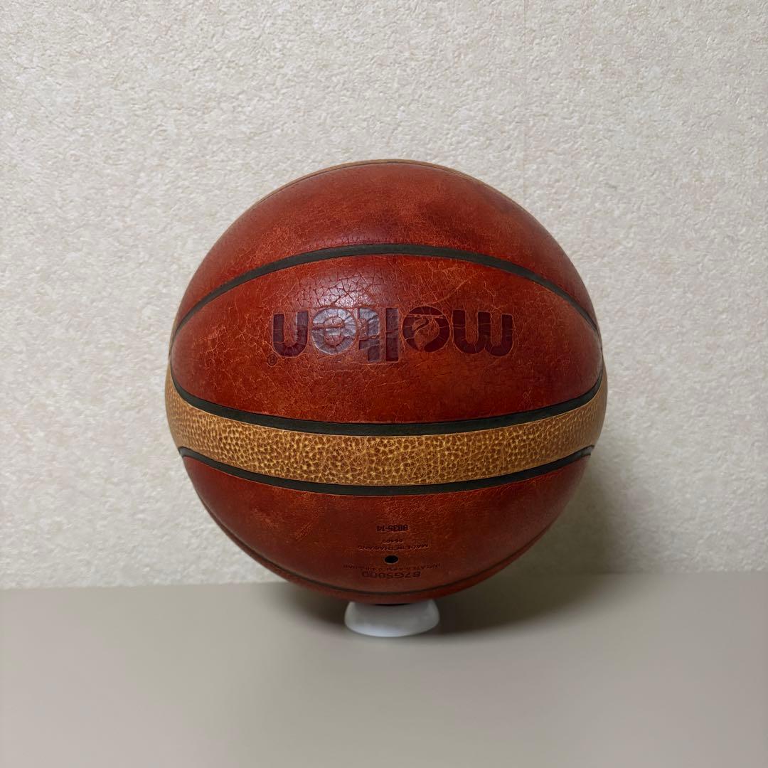 モルテン FIBA公式球　天然皮革 バスケットボール B7G5000