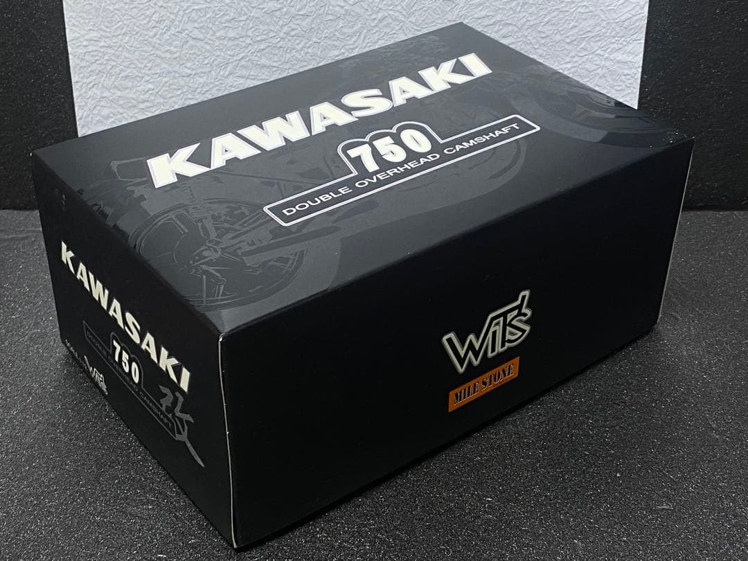 購入時状態、未使用 Wit'sマイルストーン KAWASAKI ZII A改