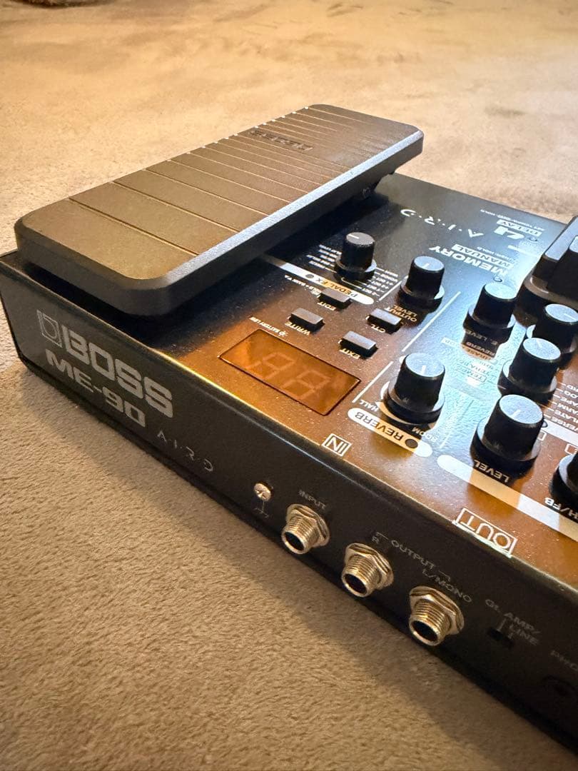 BOSS ME-90 マルチエフェクター　AIRD搭載最高峰の音質