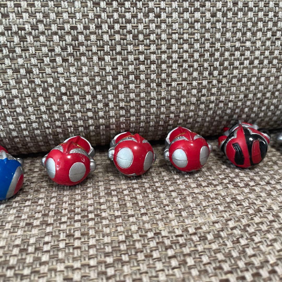 ウルトラマン 起き上がり小法師　8体セット　指人形　おまけ付き