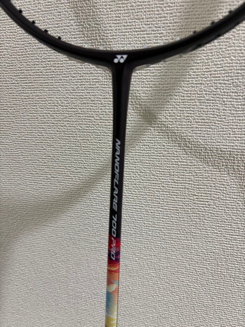 【新品・未使用】ヨネックス ナノフレア700プロ（4U6）