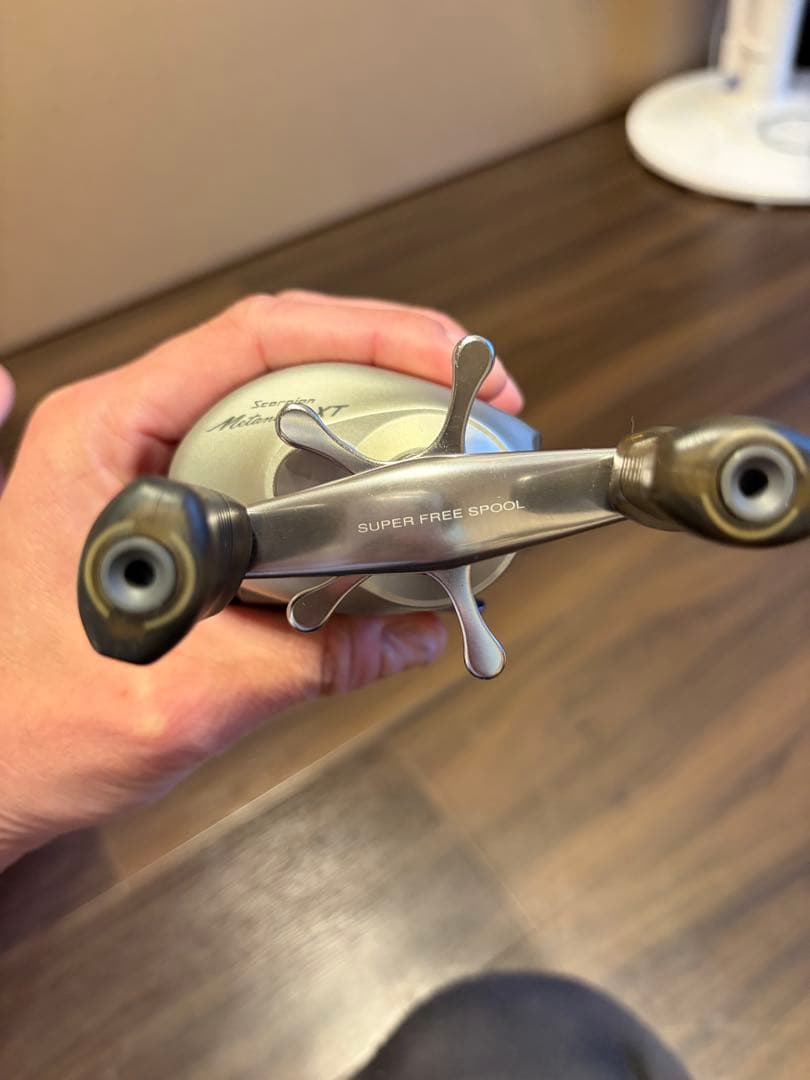 SHIMANO スコーピオン　メタニウム　ベイトリール シルバー