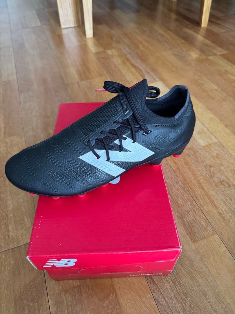 新品　未使用　New Balance Furon サッカーシューズ