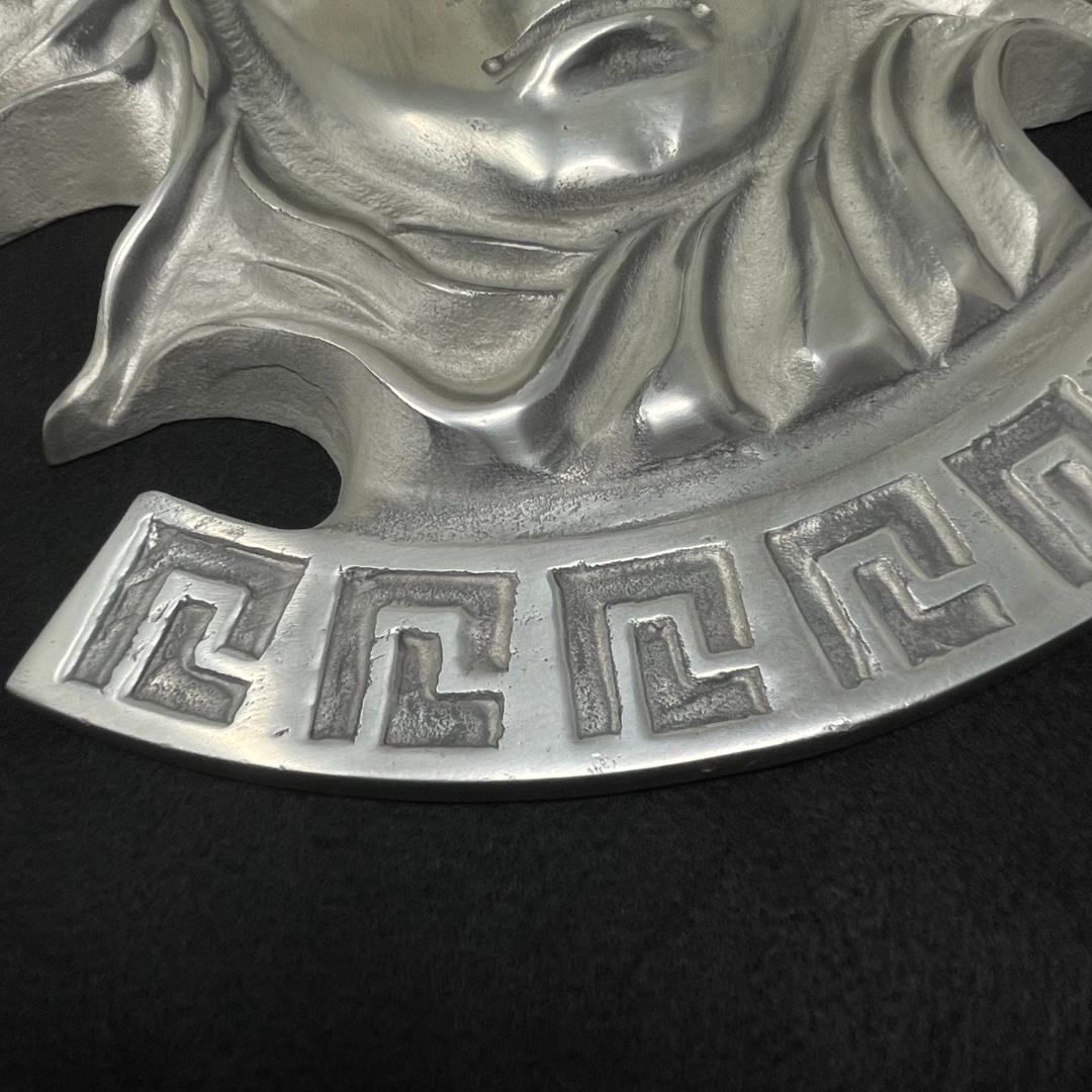 VERSACE メデューサ オブジェ 壁掛け アルミ製 看板 置物 シンボル