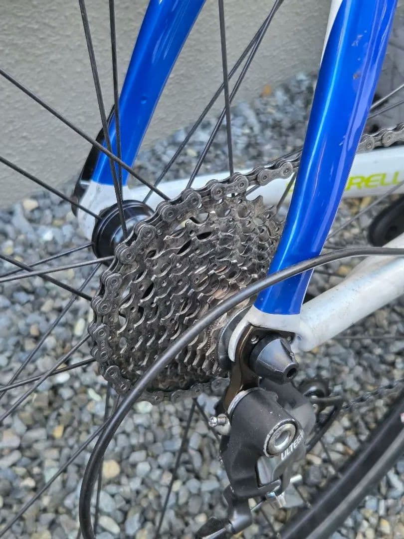 PINARELLO ロードバイク ホワイト/ブルー　静岡県内自己配送します。